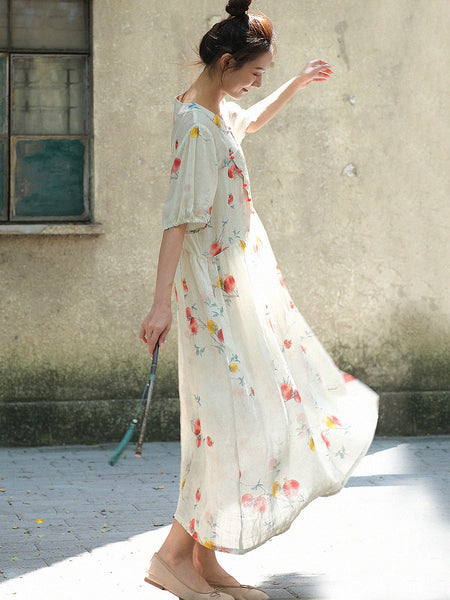 女性の芸術的なザクロボタンサマーラミードレス