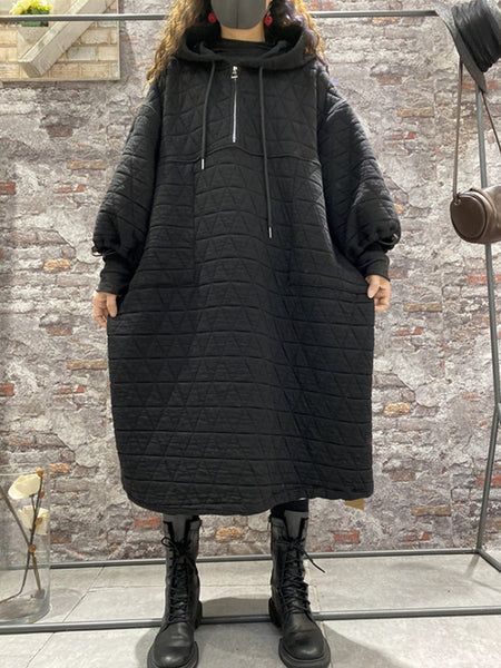 プラスサイズの冬の女性の綿入りの服のフード付きドレス