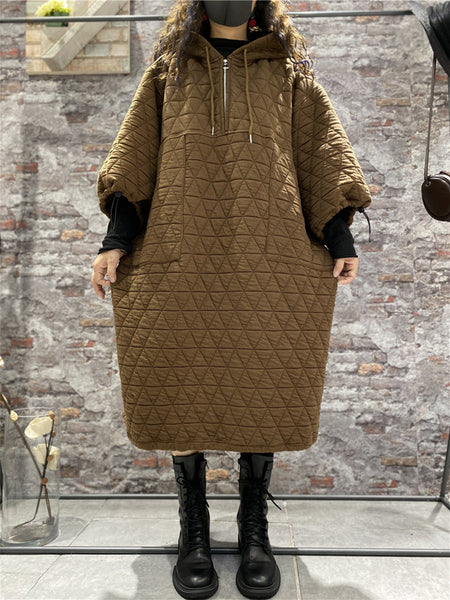 プラスサイズの冬の女性の綿入りの服のフード付きドレス