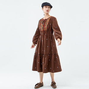PLUS Size - Vintage Pocket Geometric Lace-up Midi Dress